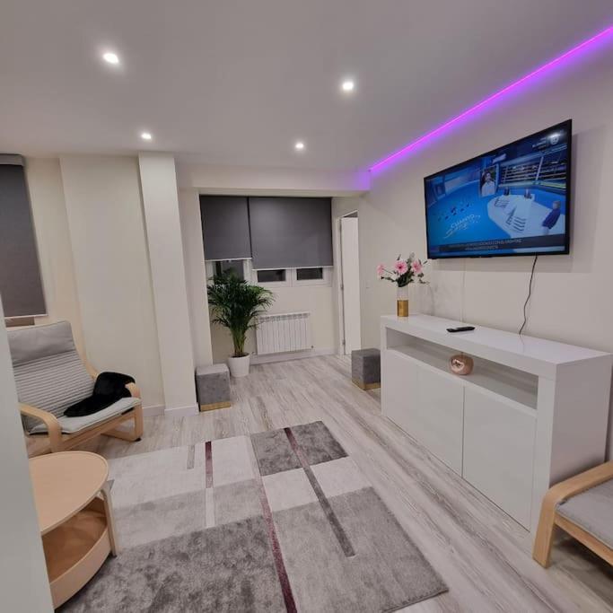 Ferienwohnung Soho Boutique Tioda, Totalmente Reformado Junto A Las Estaciones, Wifi Oviédo Exterior foto