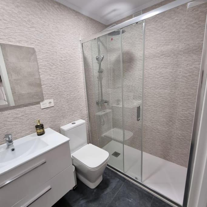 Ferienwohnung Soho Boutique Tioda, Totalmente Reformado Junto A Las Estaciones, Wifi Oviédo Exterior foto