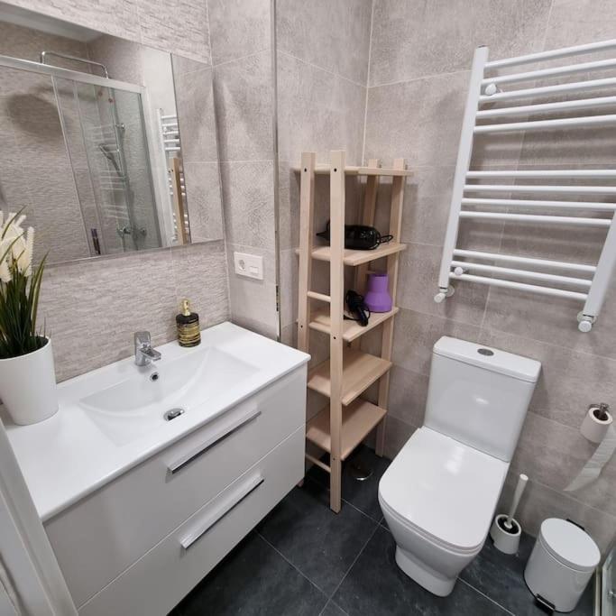 Ferienwohnung Soho Boutique Tioda, Totalmente Reformado Junto A Las Estaciones, Wifi Oviédo Exterior foto